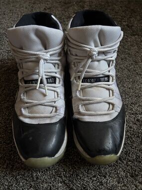 Jordan Men's White and Black High-Top Sneakers